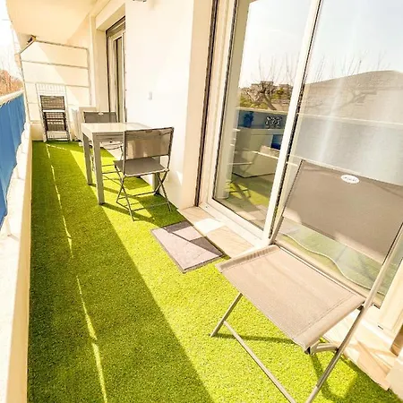 Palm Azur Apartment *